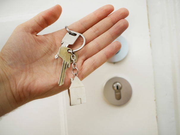 https://SueDearing.StopRentingStartOwning.com